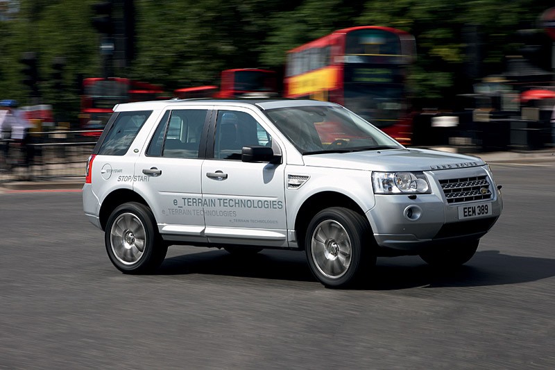 Genewa 2009: limitowany Range Rover Westminster i stop/start dla Freelandera 2