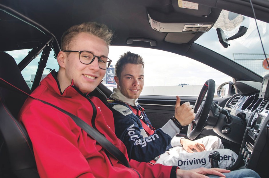 Volkswagen Golf GTI Clubsport S - 310 KM na urodziny