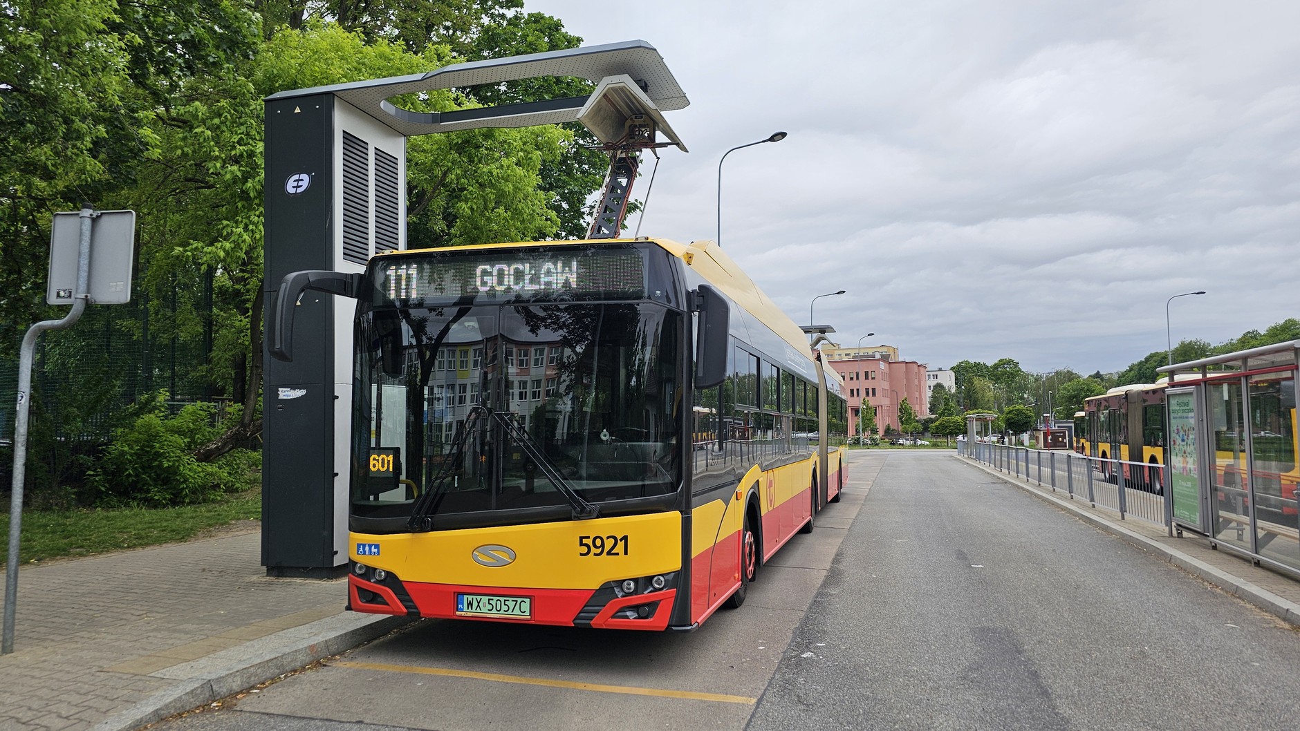 Kierowca autobusu miejskiego o swojej pracy