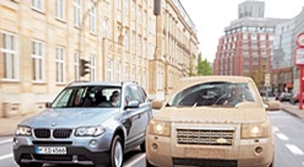 Test porównawczy: BMW X3 2,0d kontra Land Rover Freelander TD4