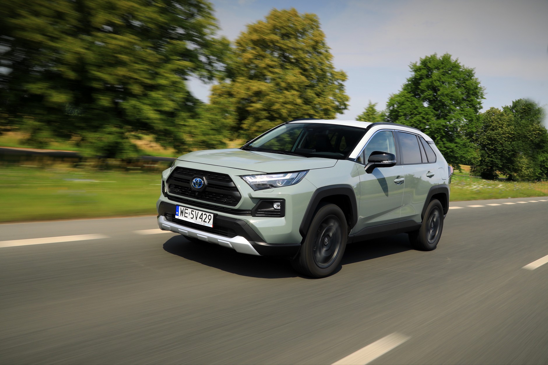 Toyota RAV4 - 997 egz.