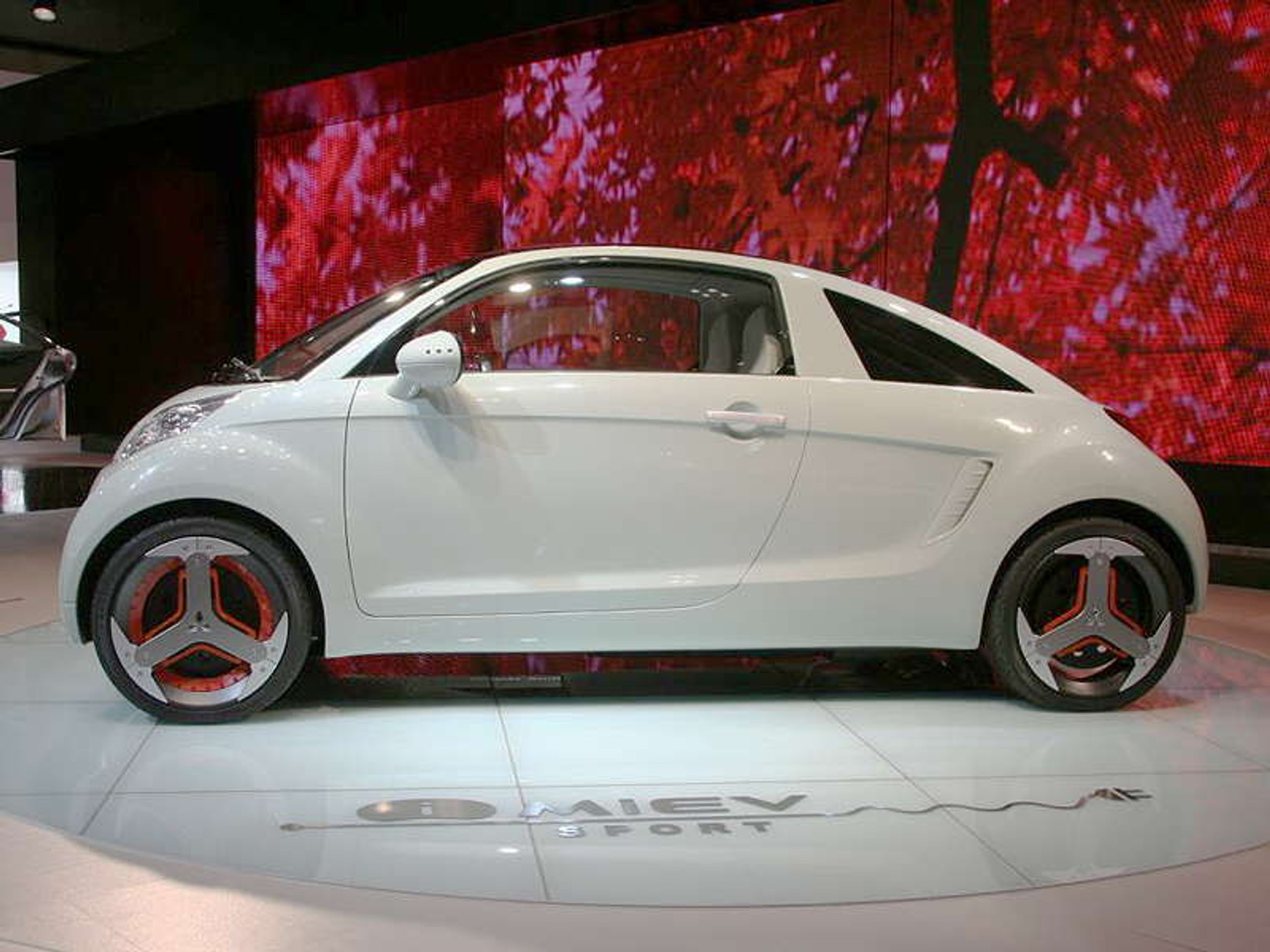 Tokio Motor Show 2007: druga tokijska fotogaleria nowości i prototypów (wideo)