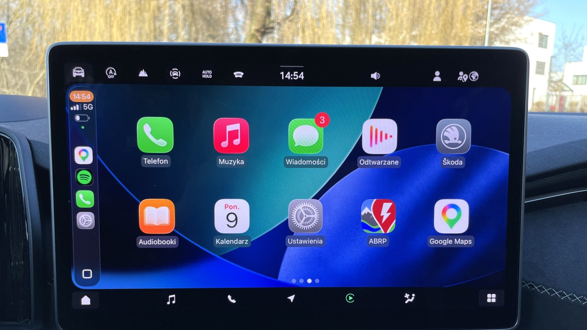 Zmiana wielkości ikonek w interfejsie Apple CarPlay