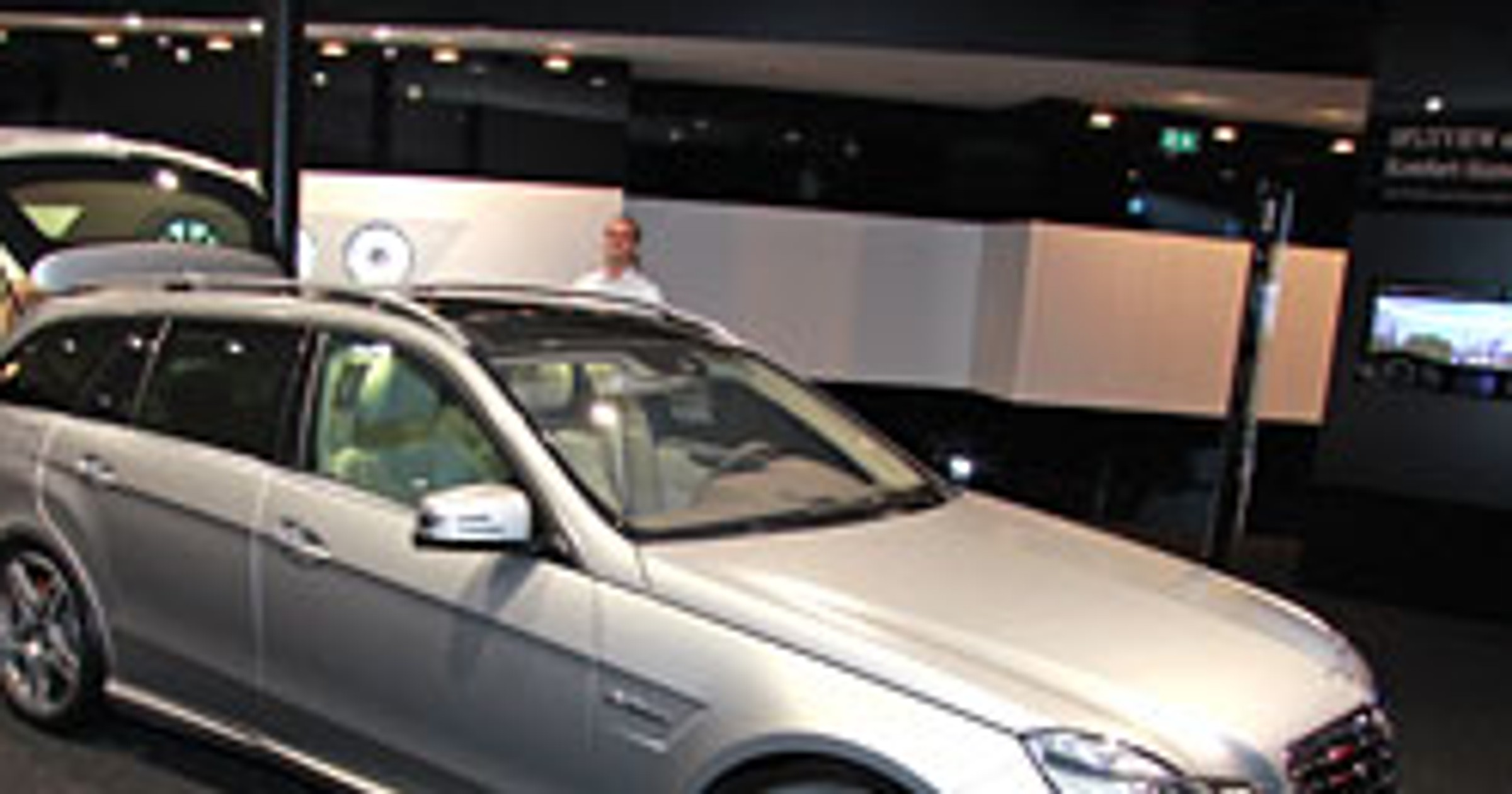 IAA Frankfurt 2009: Mercedes-Benz E 63 AMG T – pierwsze wrażenia, fotogaleria