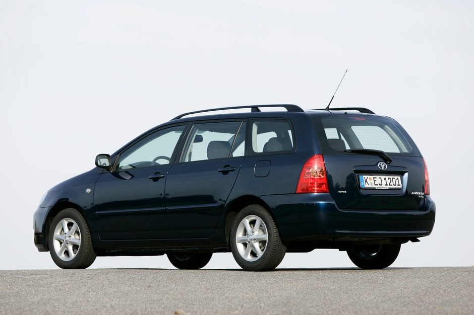 Toyota Corolla E12 (2002-07) - od 9500 zł