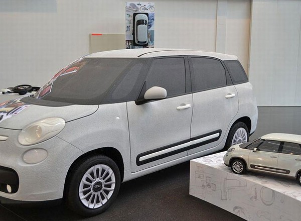 Taki będzie Fiat 500XL