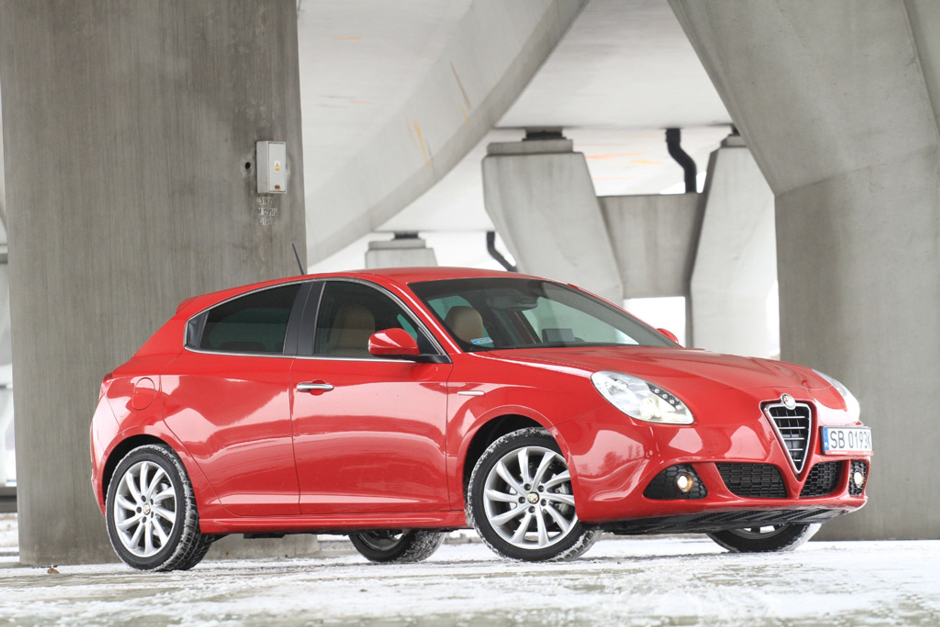 Alfa Romeo Giulietta z fabryczną instalacją LPG. Czy warto jeździć na gazie?