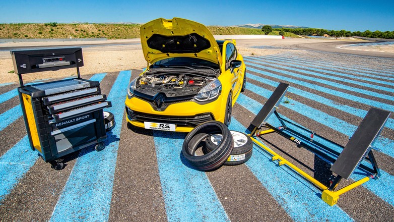 Renault Clio RS Performance