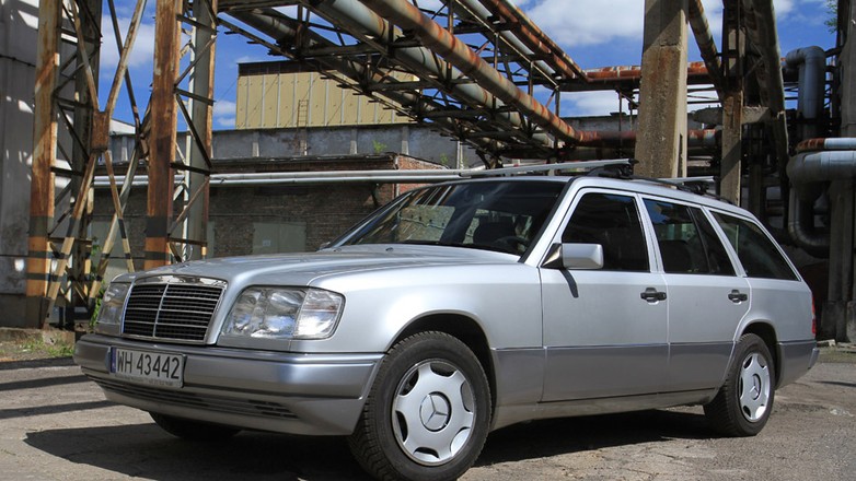 d0a5bd06b0373d78bf1ef4f38555f1fb