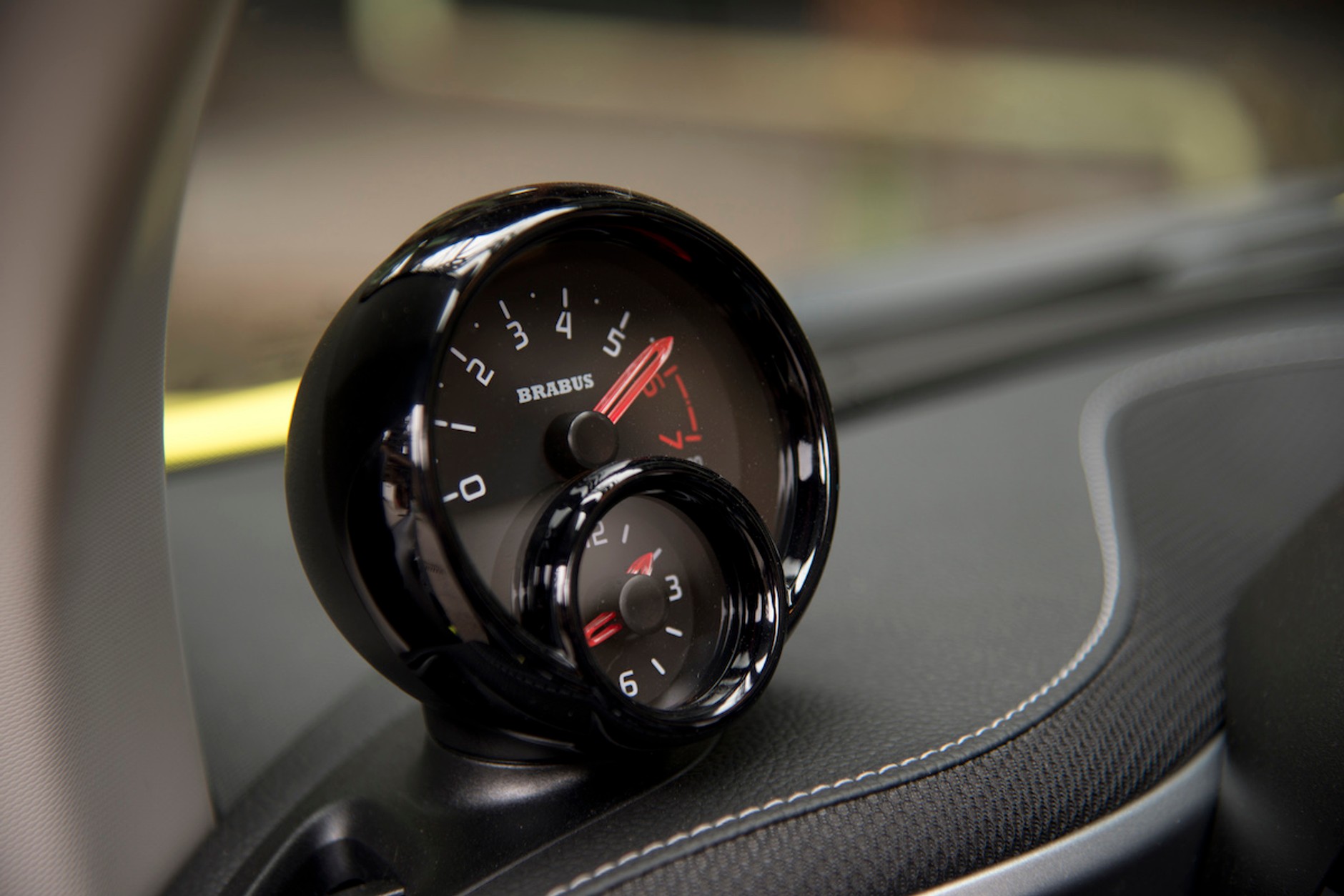 Smart Brabus kontra Brabus Rocket 900 - Proca i rakieta