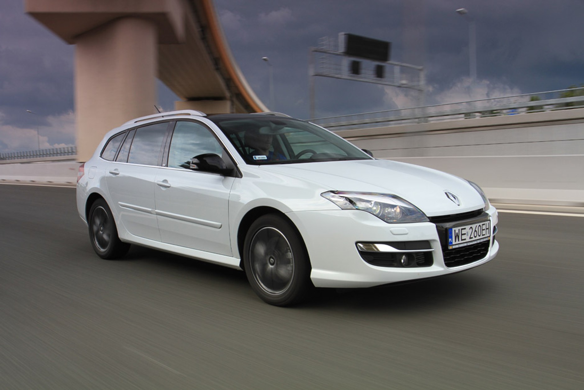 Renault Laguna Grandtour: czy kombi może być sportowe