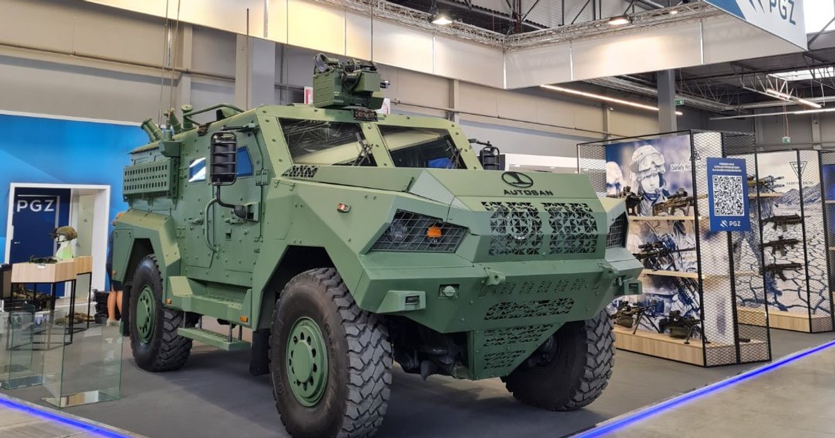 Taktyczny Pojazd Wielozadaniowy 4x4 Huta Stalowa Wola