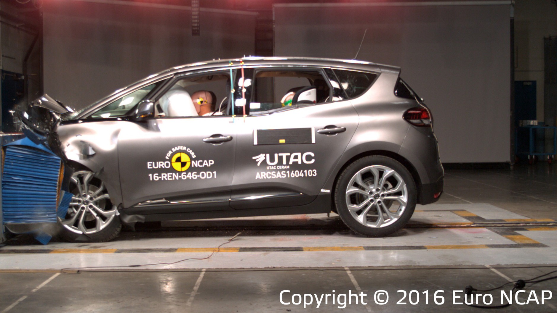 Renault Scenic w teście zderzeniowym EuroNCAP