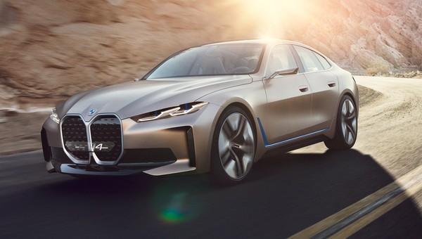 BMW i4 brzmi jak statek kosmiczny