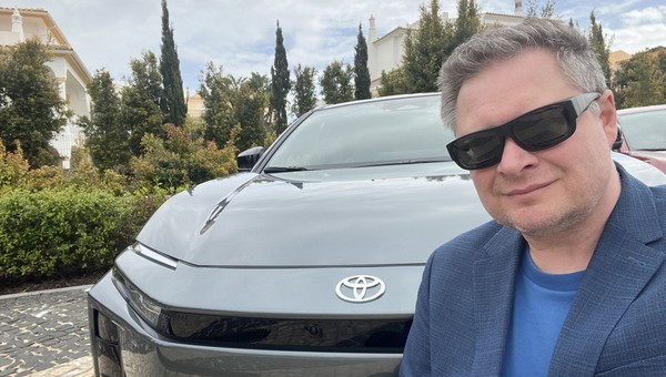 Toyota C-HR+