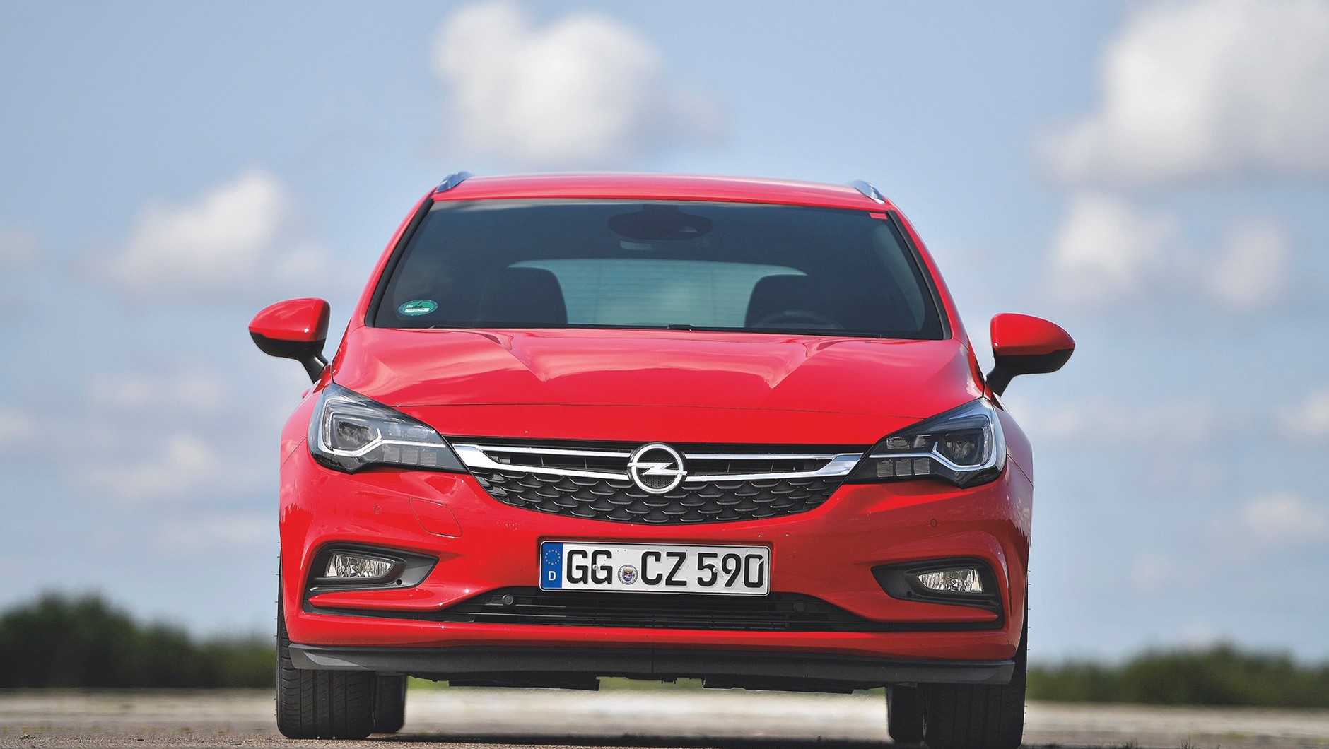 Hyundai i30 vs. Opel Astra i Skoda Octavia - Kombi w Dobrym Formacie