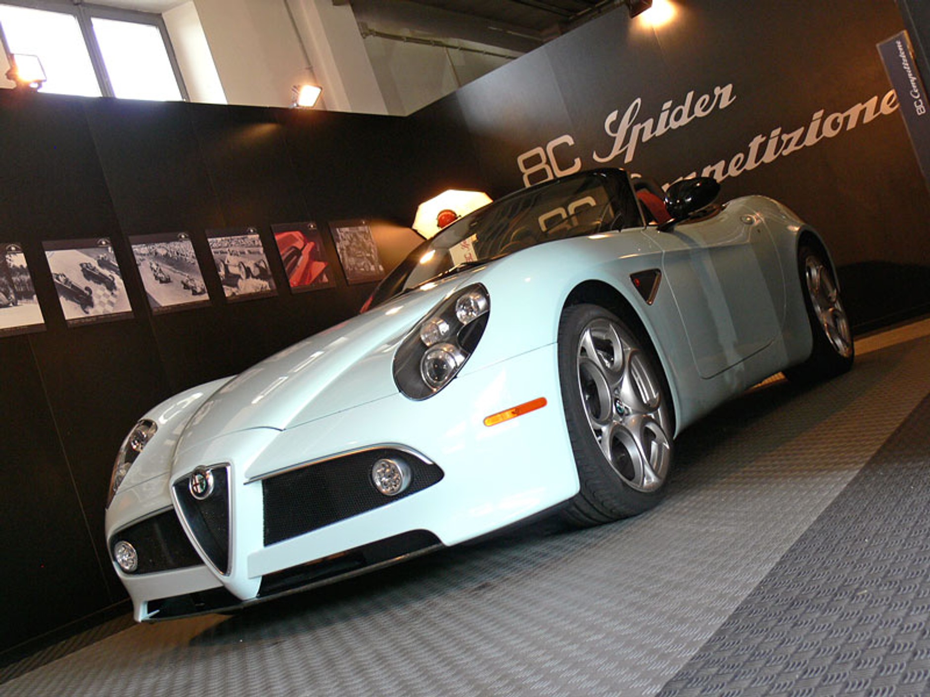 Alfa Romeo 8C Spider: pierwsze wrażenia z jazdy