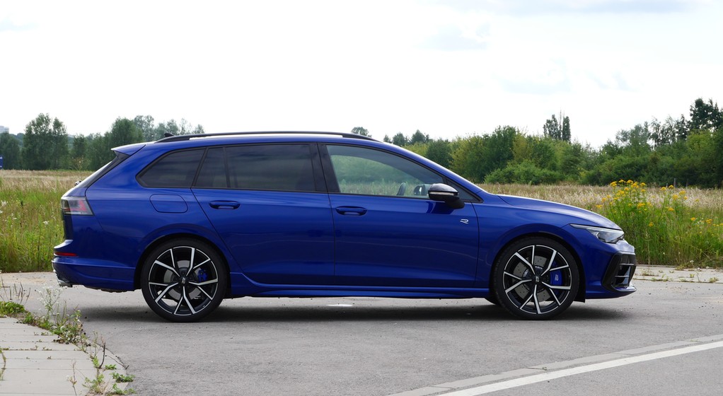 Volkswagen Golf R Variant (2025)