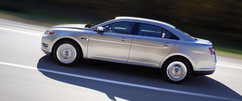 Detroit 2009: Ford Taurus 2010, czyli młot na Hondę i Toyotę