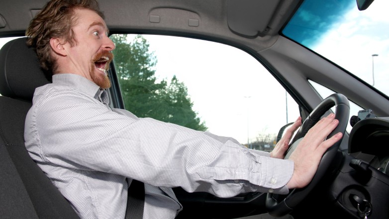 Zdenerwowany kierowca