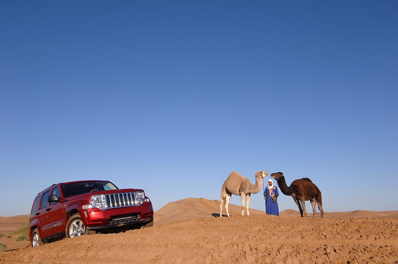 Jeep Cherokee na trasie Dakaru – pierwsze wrażenia z jazdy