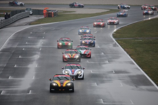 MX-5 Open Race 2010 - wielki debiut Mazdy (galeria)
