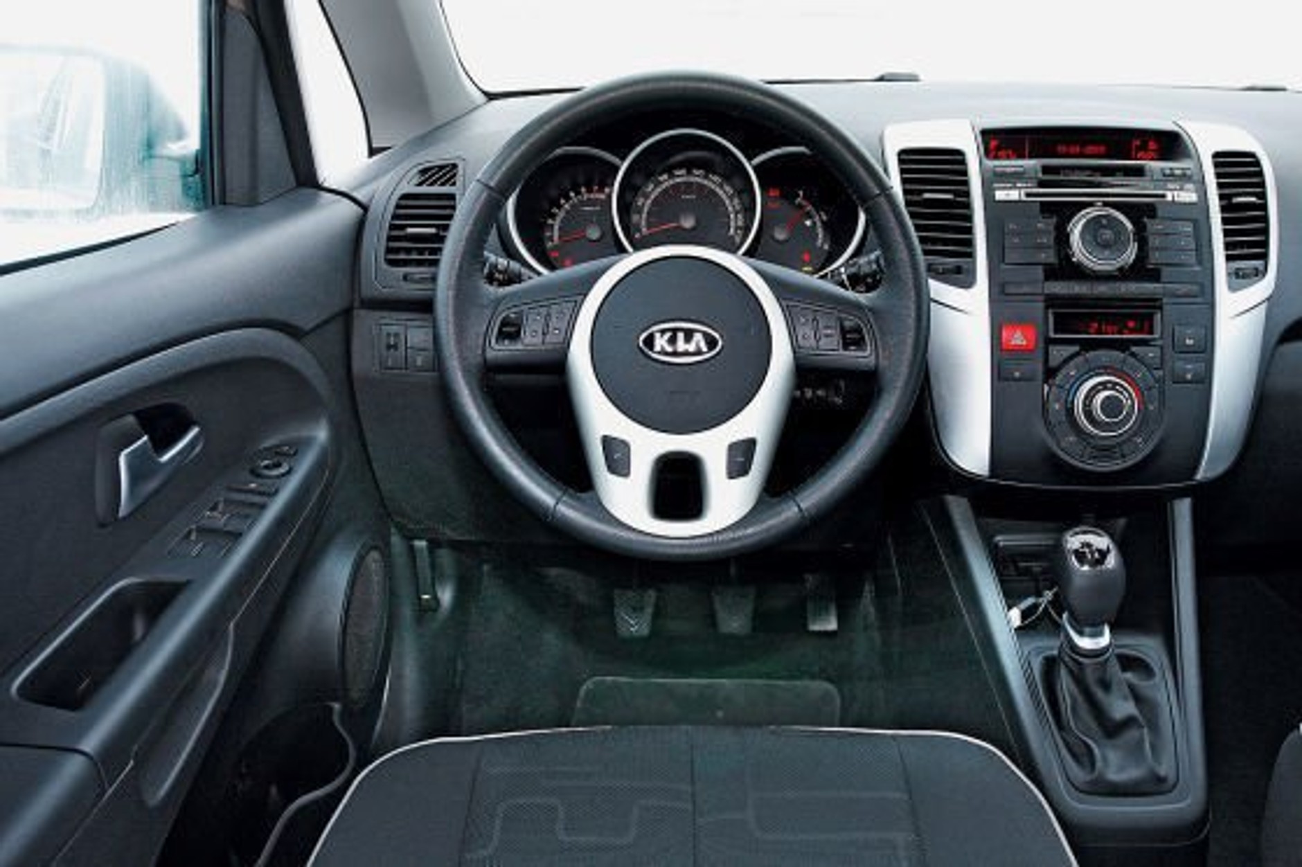 Kia Venga kontra reszta świata