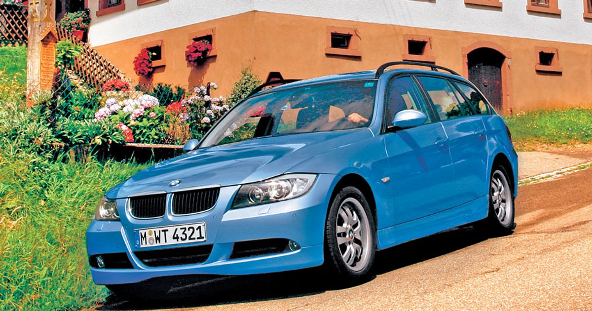Trójka na szóstkę - BMW 320i Touring