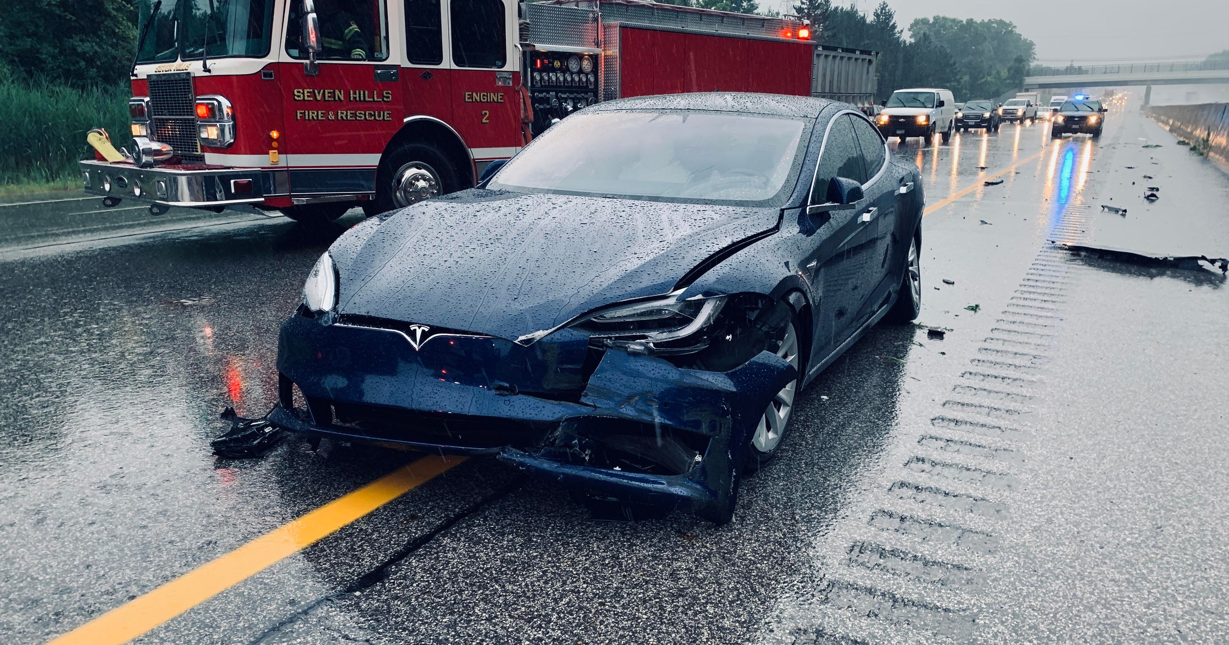Tesla Model S po kolizji