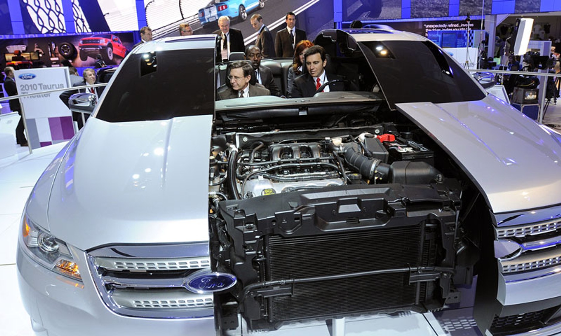 Detroit 2009: na czym oszczędzają Amerykanie (fotogaleria nowości 2.)