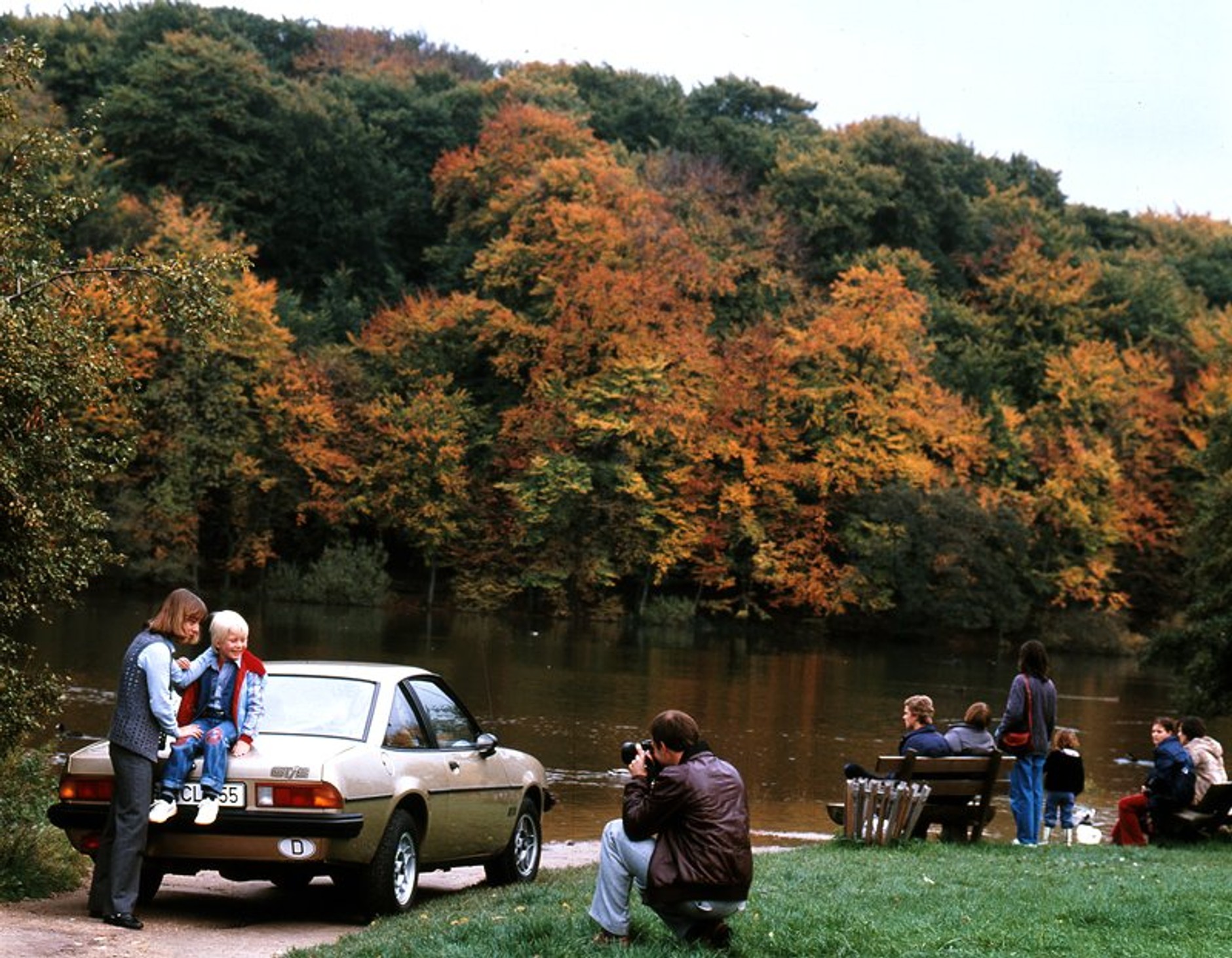 Opel i piękno jesieni (duża fotogaleria)