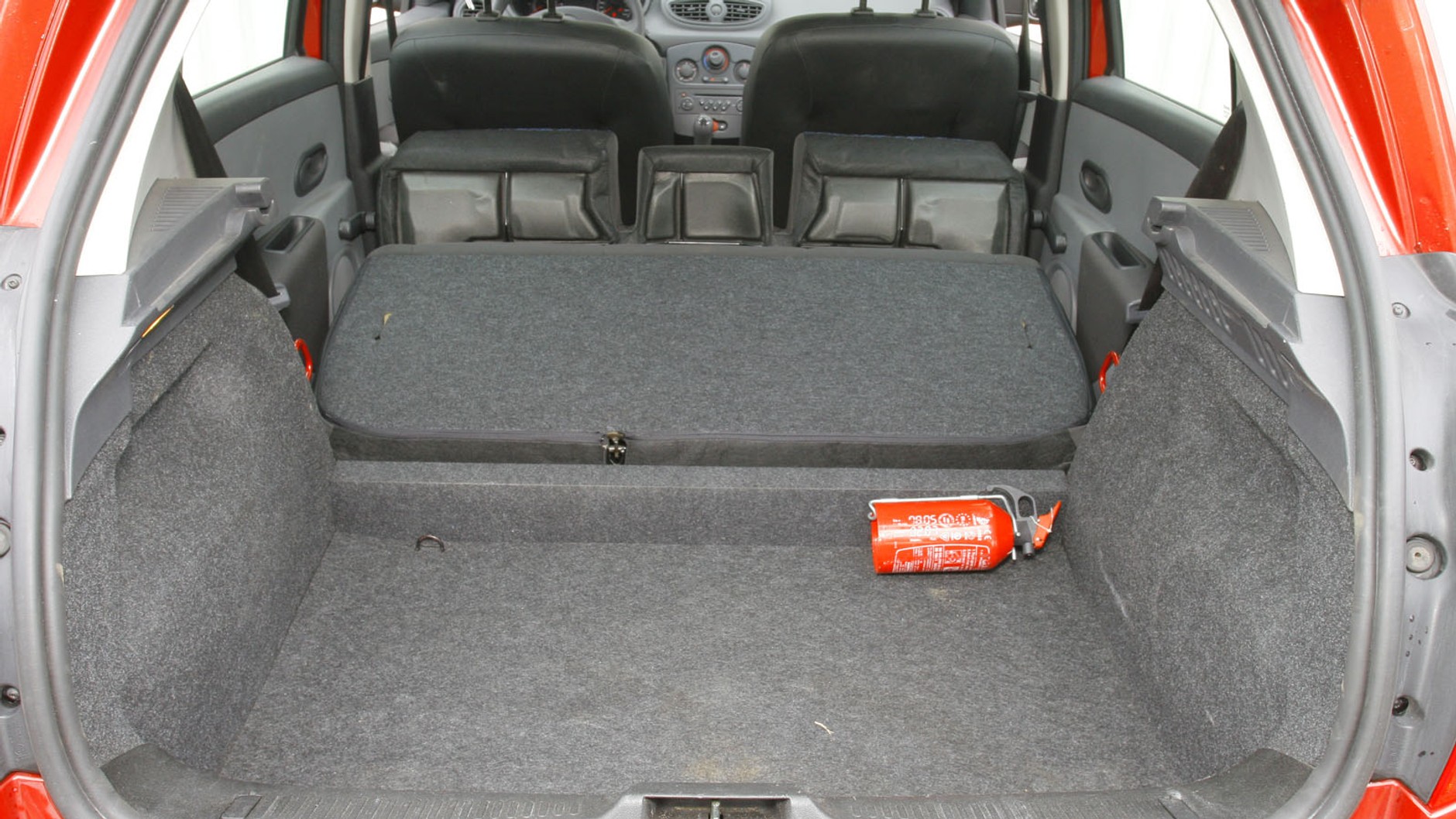 7. Renault Clio III (2005-12) - od 10 500 zł