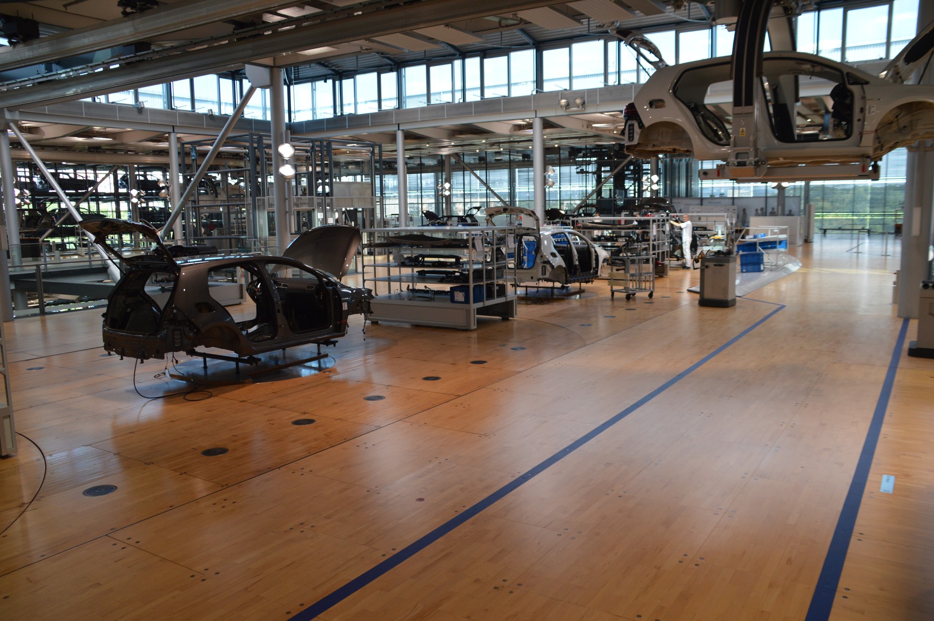 Zakład w Dreźnie ma przede wszystkim znaczenie wizerunkowe. Skala produkcji jest minimalna.