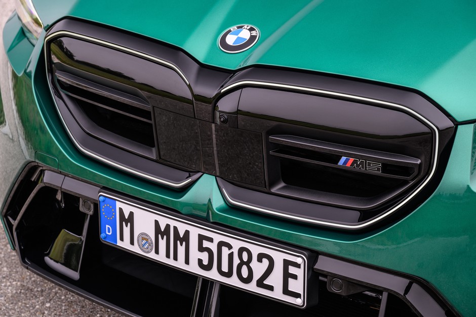 BMW M5 (G90)