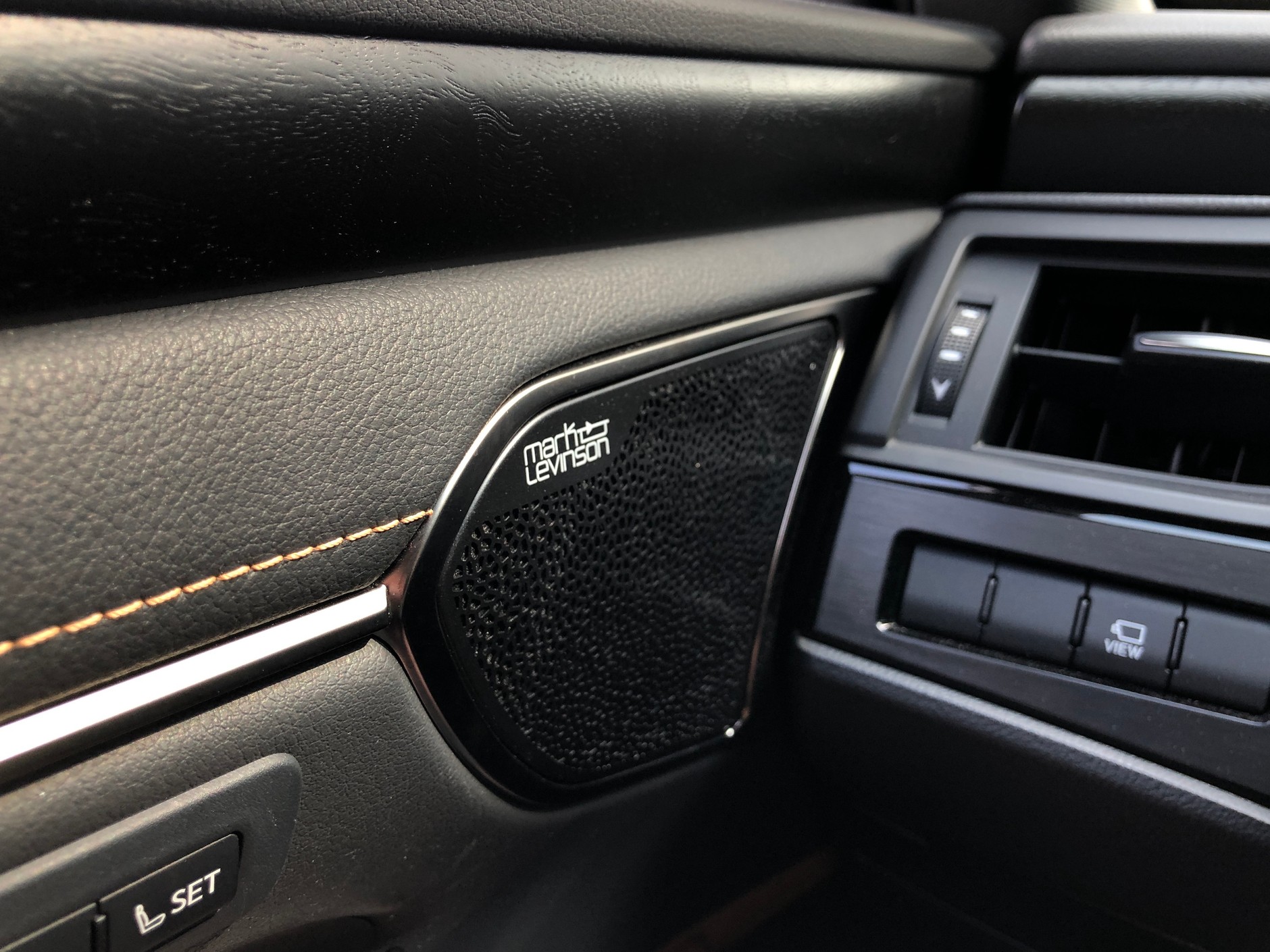 Lexus ES 300h Prestige