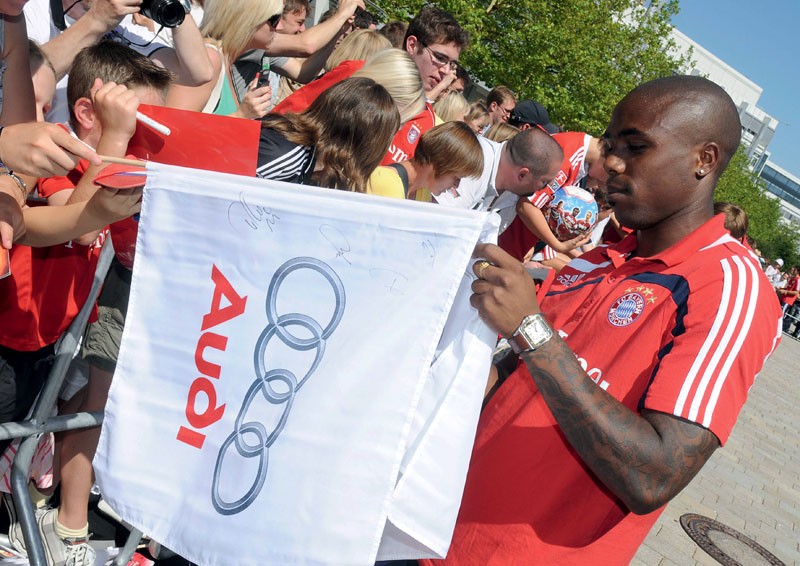 Audi koupí podíl ve fotbalovém klubu FC Bayern Mnichov