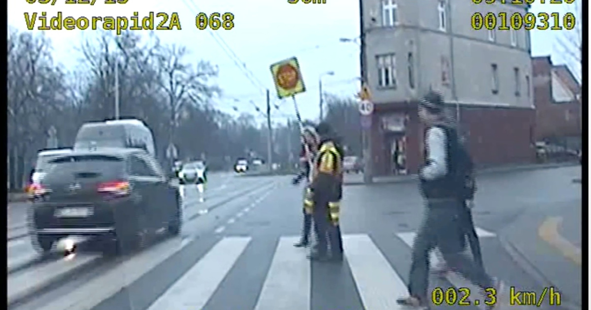 Nieustąpienie pierwszeństwa pieszym