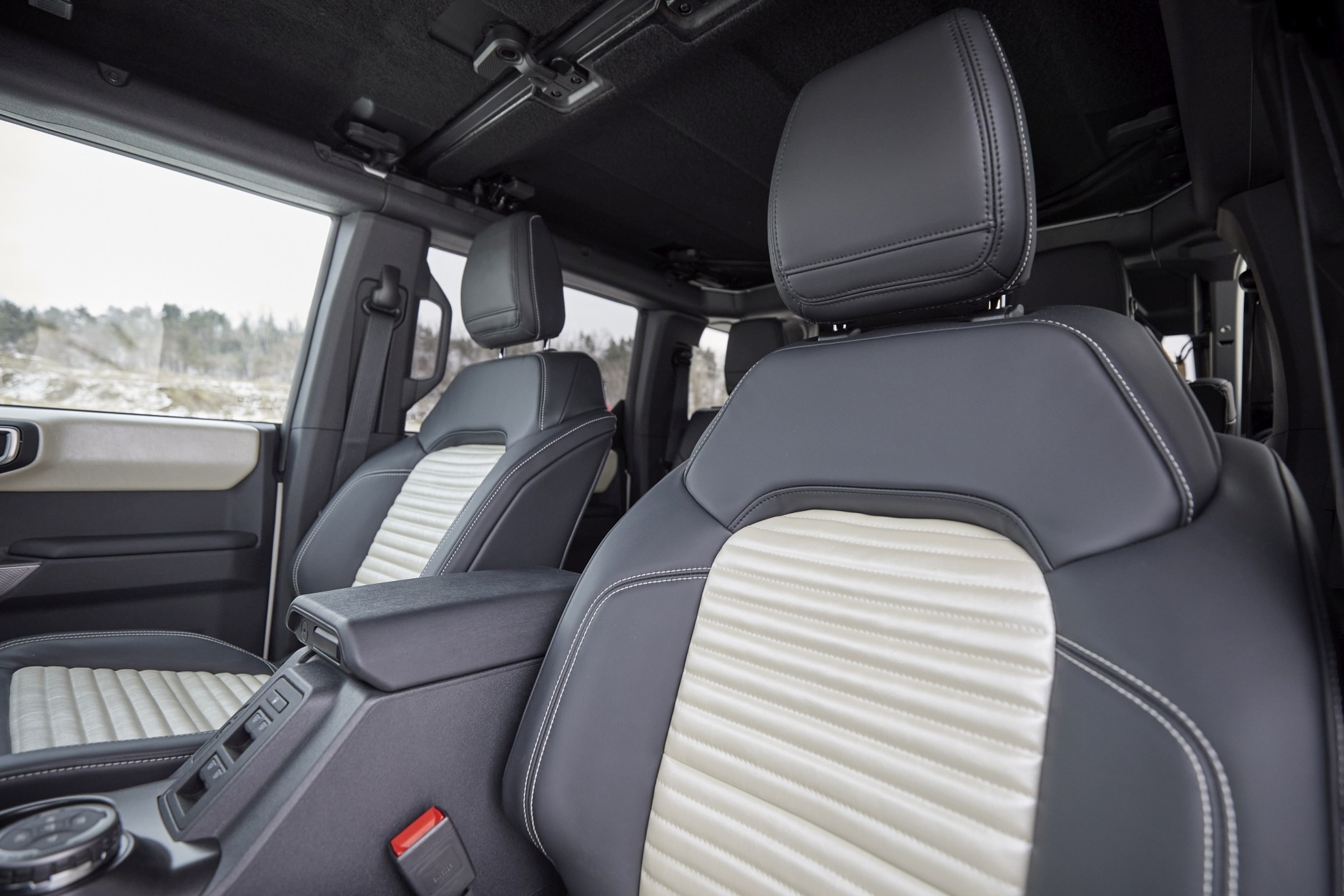 Papieski Ford Bronco