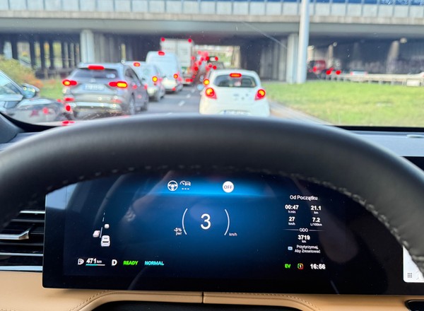 Każdy samochód w UE będzie miał takie systemy. To kolejny etap