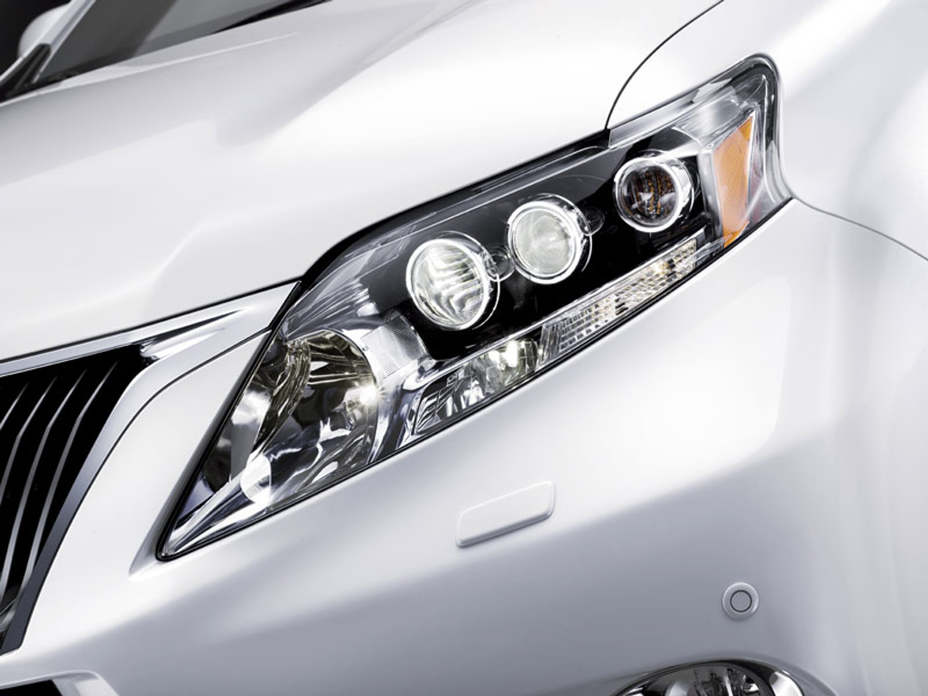 Genewa 2009: Lexus RX 450h w Europie