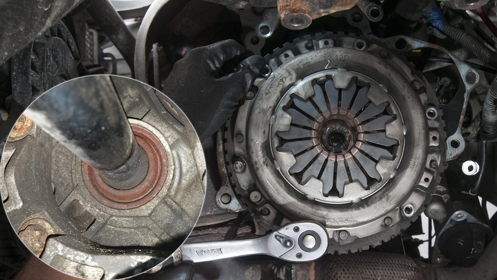 Czy i kiedy wymieniać olej w skrzyni biegów?