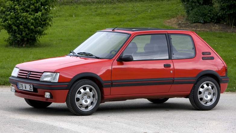 Peugeot 205 GTI 01 fot Peugeot