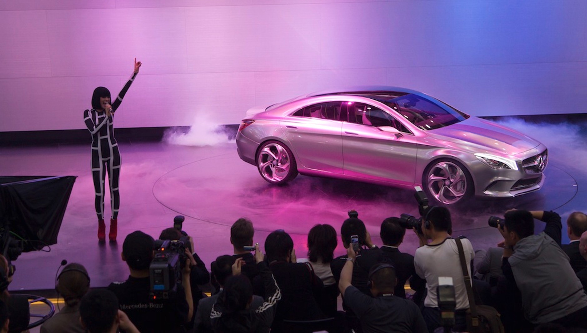 Mercedes CLA: czterodrzwiowe coupe