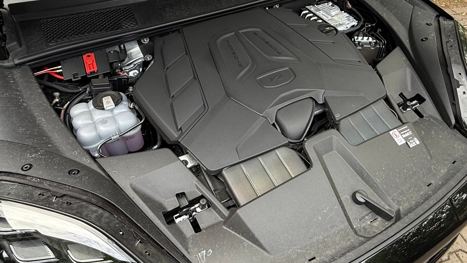 Oto najsłabszy napęd Porsche Cayenne: silnik 3.0 V6 o mocy 353 KM