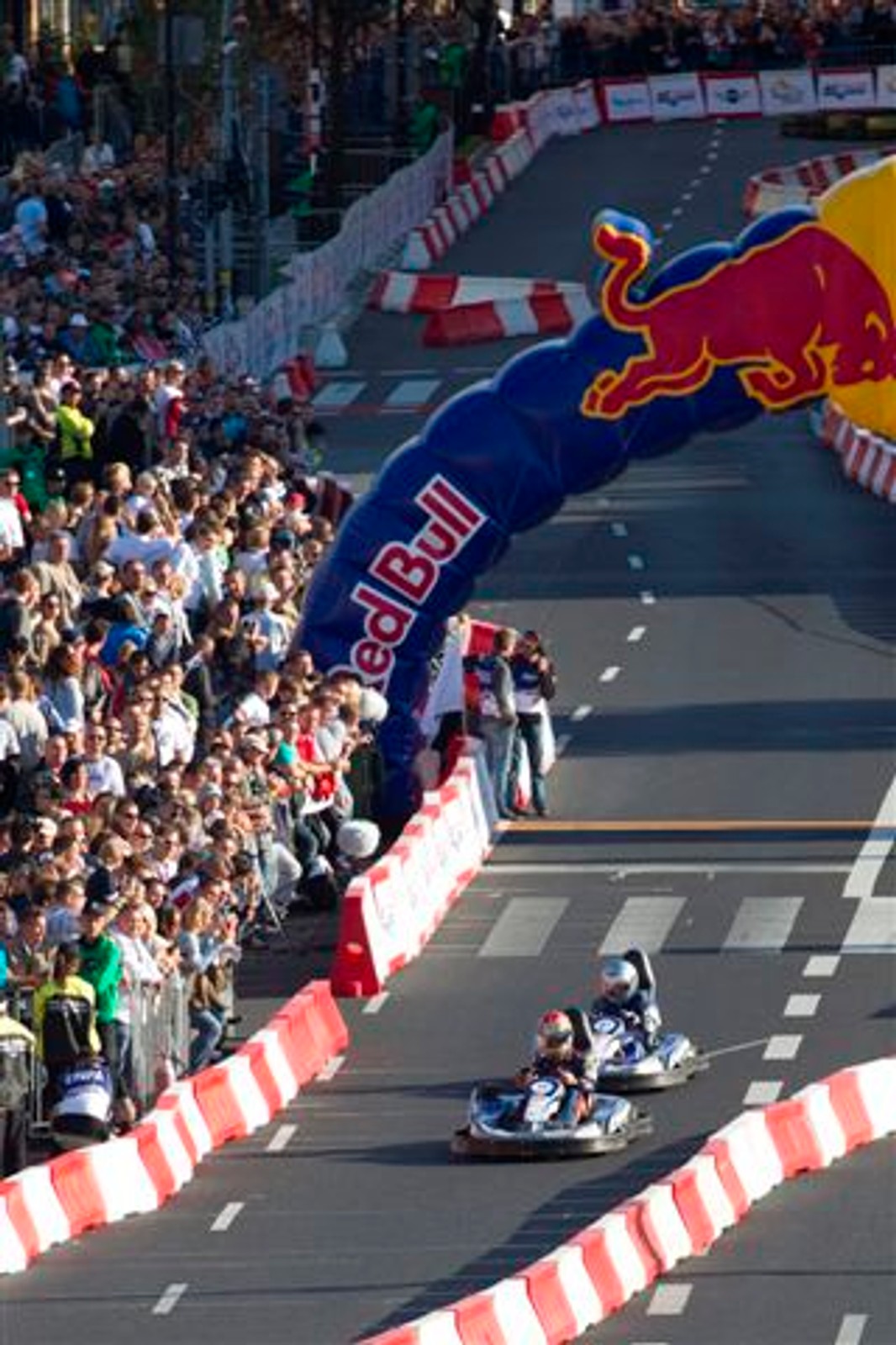 Najlepszy as w gokartowej talii z udziałem Marka Webbera (wyniki, galeria)