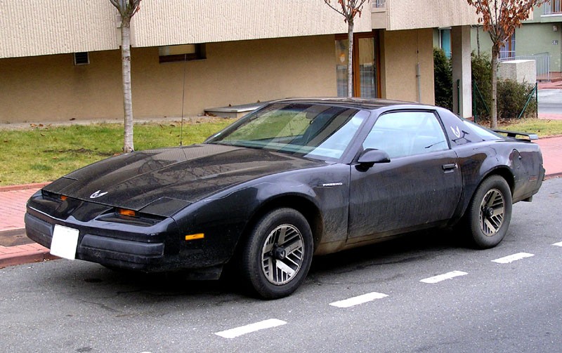 Pontiac Firebird – długi żywot ognistego ptaka