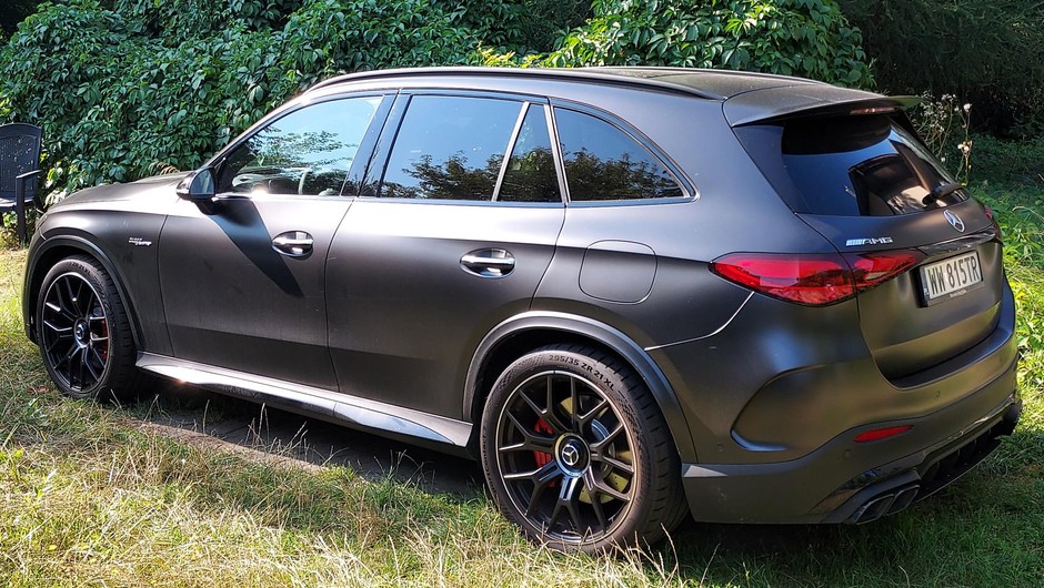 Mercedes AMG GLC 63 E-Performance