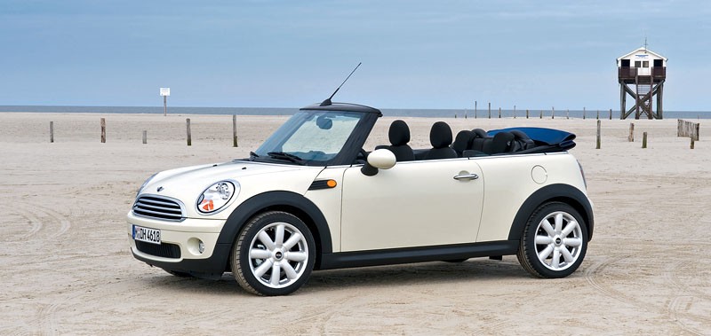 Detroit 2009: premiera światowa Mini Cabrio