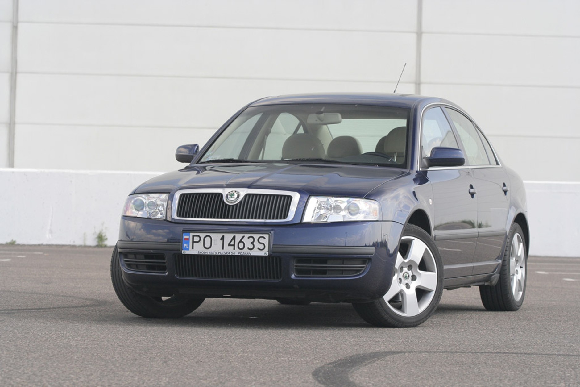 Skoda Superb kontra Toyota Avensis i VW Passat: na dieslach świat się nie kończy!