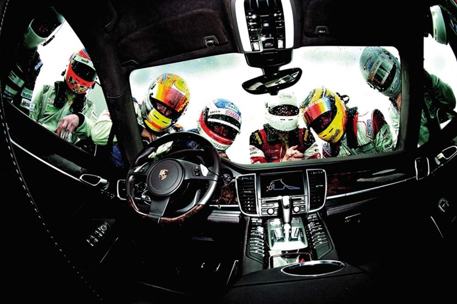 Piękne zdjęcia paskudnego Porsche